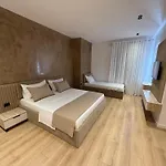 Montflux 4*
