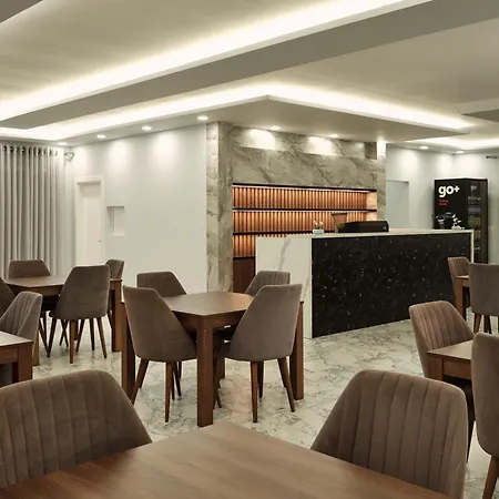 Hotel Montflux 4*