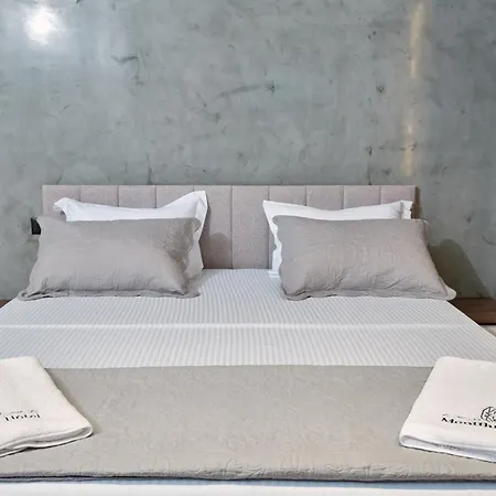 Montflux Hotel Boks