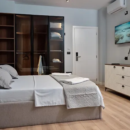 Montflux Hotel