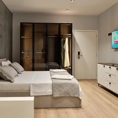 Hotel Montflux 4*