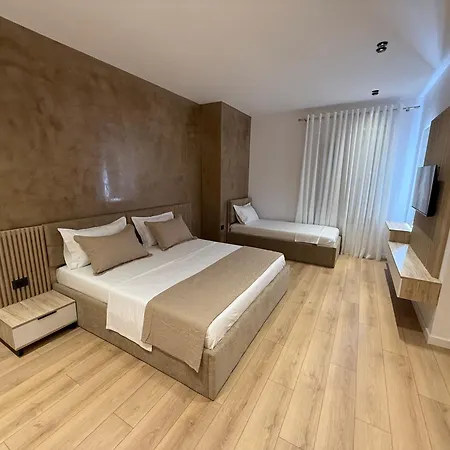 Montflux 4*