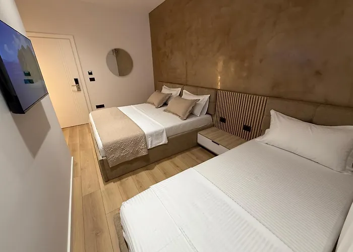 Montflux Szálloda Boks